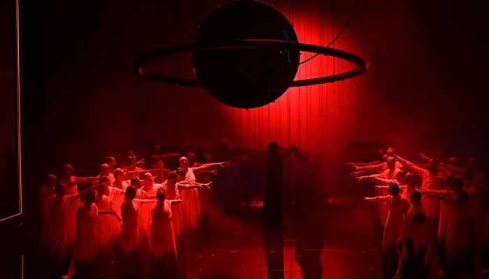 Renato Palumbo dirige 