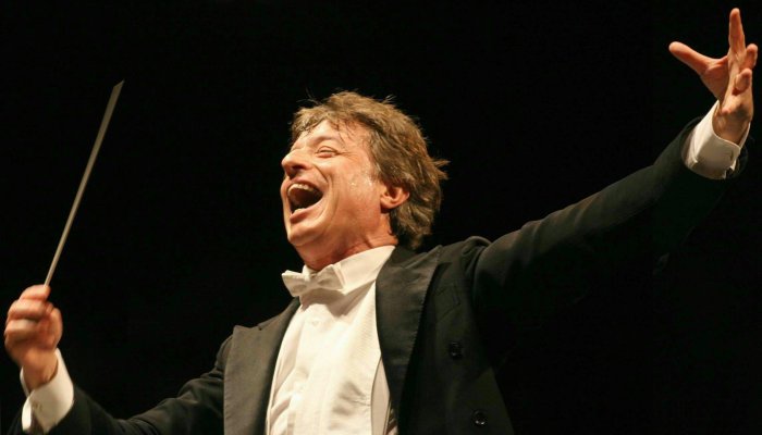 Roberto Abbado dirige l'Orchestra del Teatro Lirico il 6-7 ottobre
